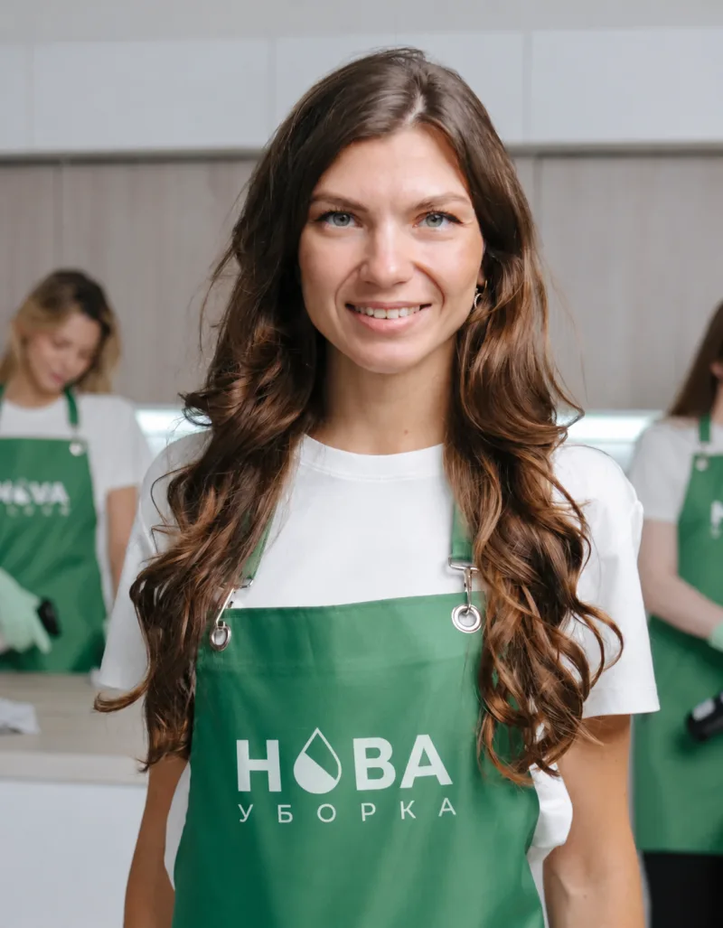 Профессиональные клинеры компании Нова — уборка квартир и офисов в Москве